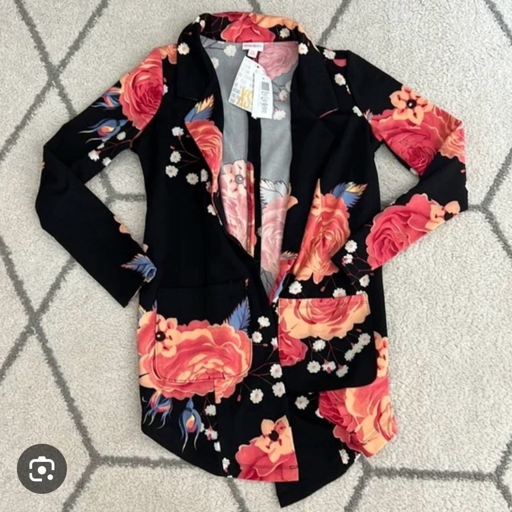 Lularoe Gwen 2Xl Beautiful Floral Print